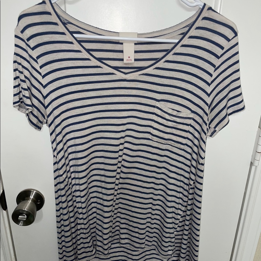 Navy stripped mossimo V-neck